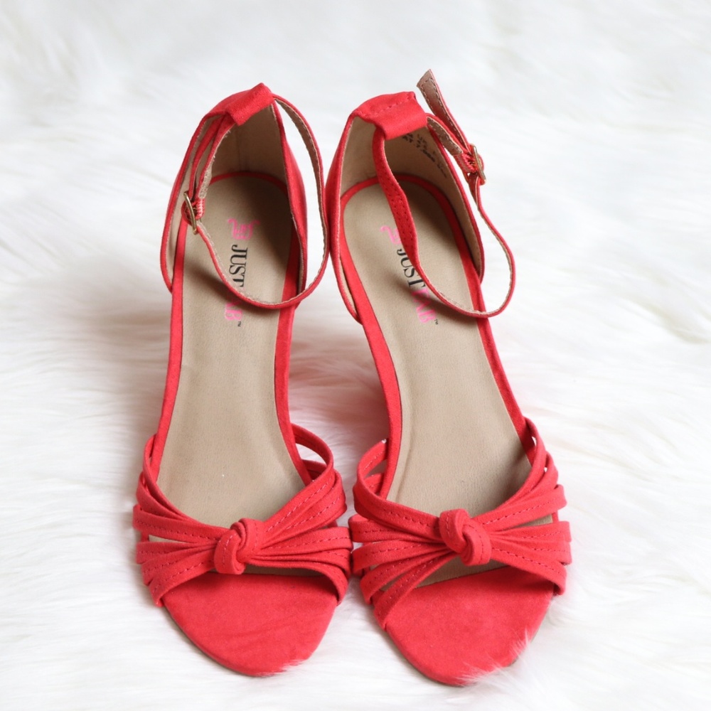 ✨NEW✨ Just Fab wedge sandal